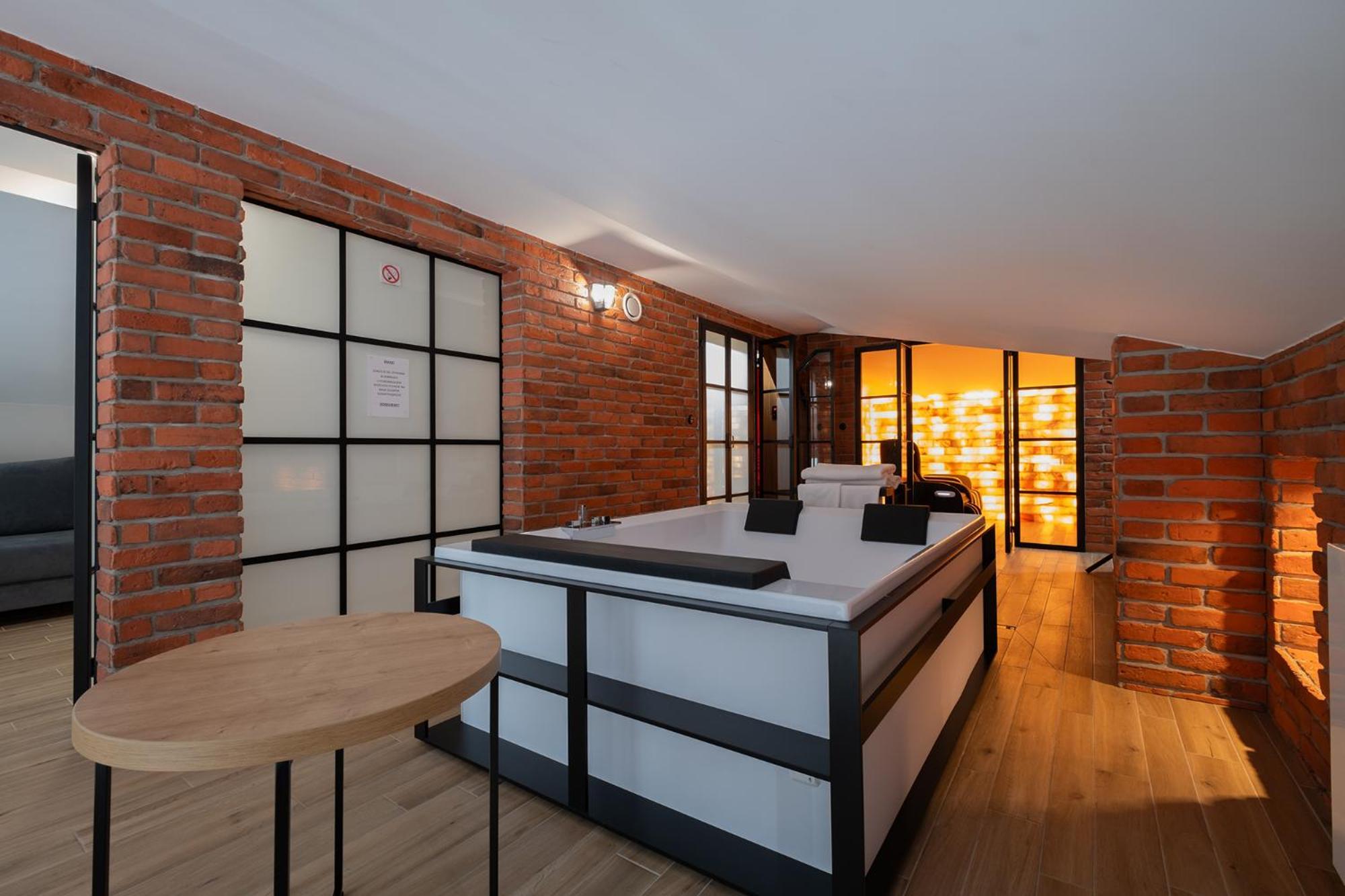 Hotel Jarzębata 3*